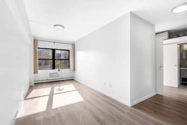 Main picture of 200 Bowery