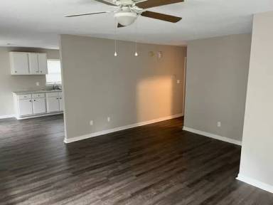 Main picture of 4260 Roy Ave