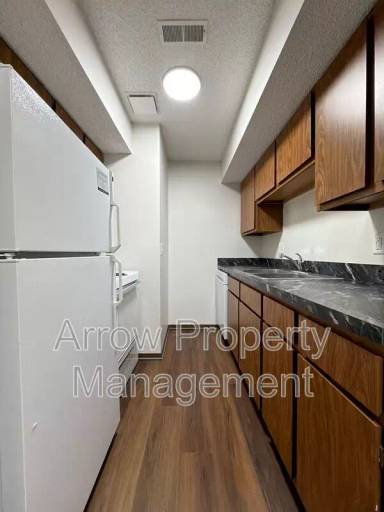 Main picture of 1411 D St