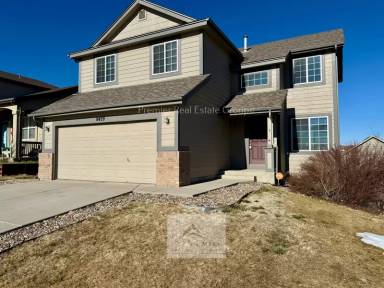 Main picture of 8459 Meadowcrest Dr