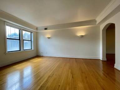 Main picture of 6240 Southwood Ave