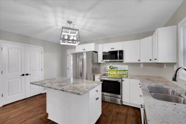 Main picture of 501 S E St