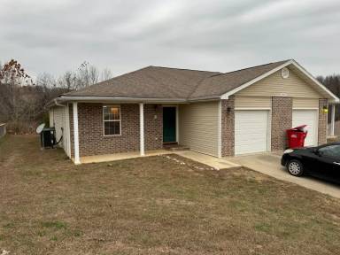 Main picture of 20992 Homer St