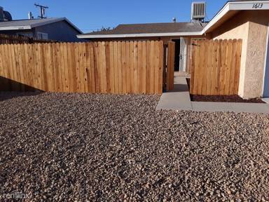 Main picture of 1613 De Anza St