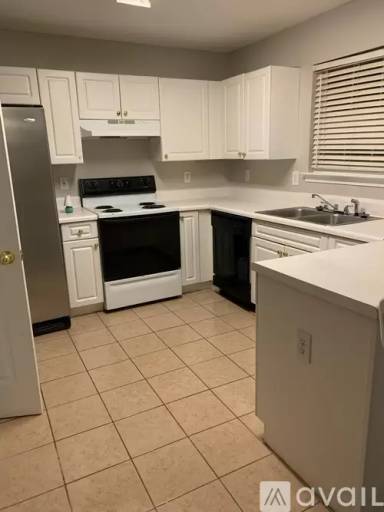 Main picture of 335 Goldenrod Dr