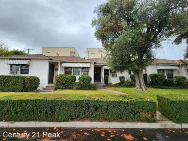 Main picture of 4941 Riverton Ave