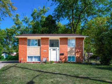 Main picture of 780 Moon Rd
