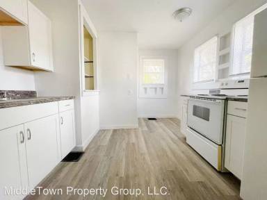 Main picture of 1311 S May Ave