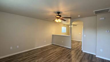 Main picture of 205 Warren Ave