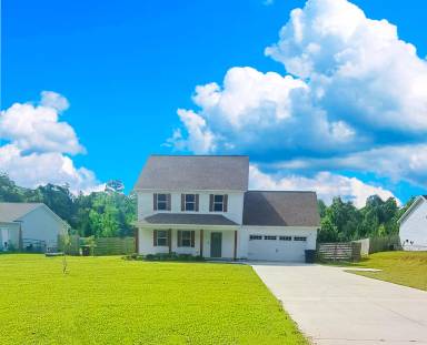 Main picture of 662 Riggs Rd