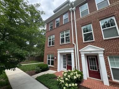 Main picture of 47 N Trenton St