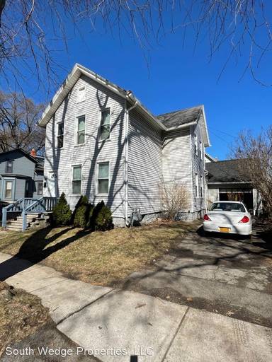 Main picture of 224 Hamilton St