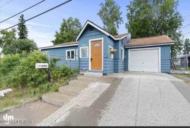 Main picture of 1001 Turpin St