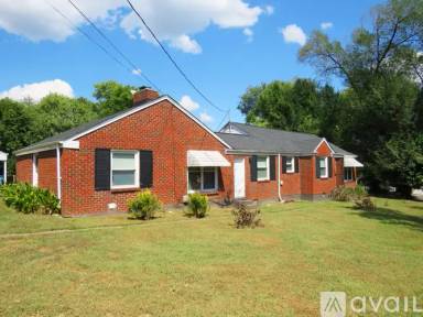 Main picture of 2203 Ravenwood Dr