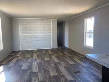 Main picture of 1400 E Kay Ave