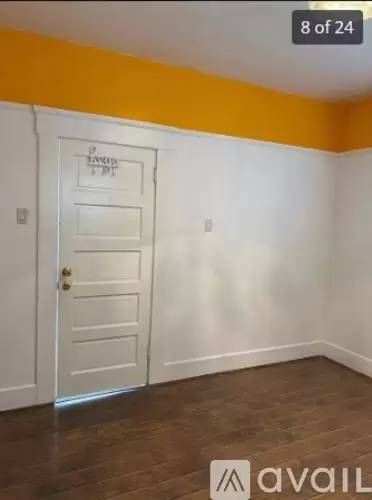 Main picture of 2260 Irving Ave