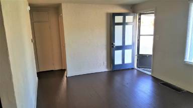 Main picture of 6008 N Douglas Dr