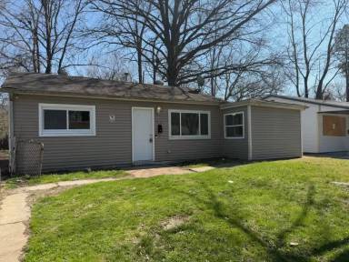 Main picture of 10328 Earl Dr