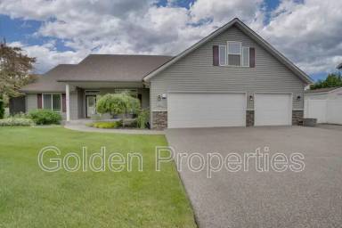 Main picture of 3045 W Thorndale Loop