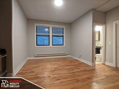 Main picture of 4546 N Damen Ave Apartments