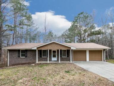 Main picture of 214 Marty Ln