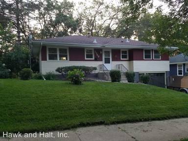 Main picture of 2349 11th Ave NW