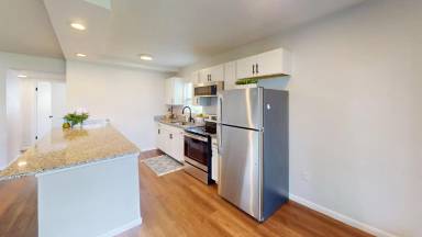 Main picture of 1700 Van Ness St