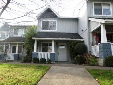 Main picture of 2500 - 2518 Siskiyou Blvd