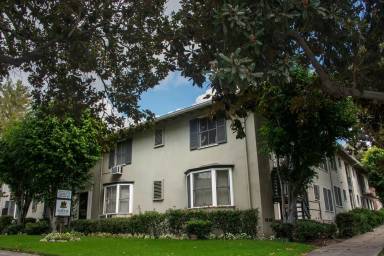 Main picture of 652 Orange Grove Ave