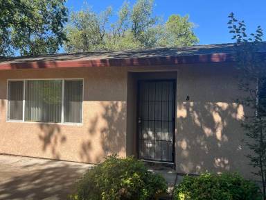 Main picture of 1067A South St