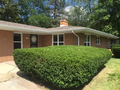 Main picture of 239 N Broad St