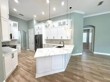 Main picture of 642 Port Charlotte Dr