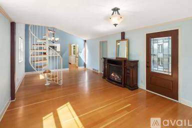 Main picture of 185 2nd Ave SE
