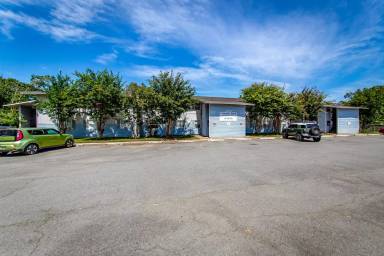 Main picture of 404 N Lincoln St