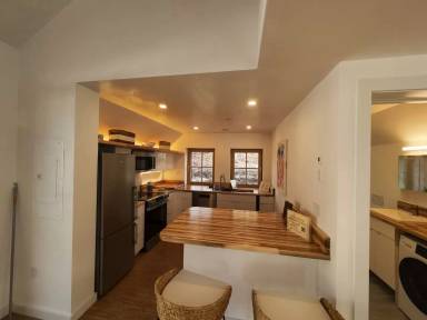 Main picture of 17 Cottage Ct