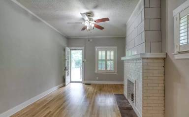 Main picture of 406 Stilz Ave