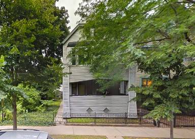 Main picture of 3250 N Lakewood Ave
