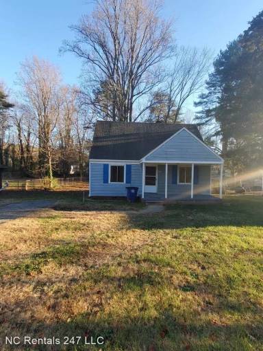 Main picture of 1012 Nancy Ln