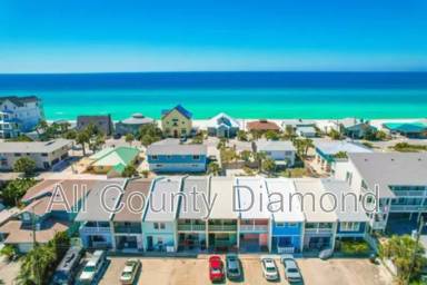 Main picture of 4819 Hispaniola Ave