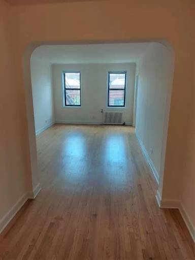 Main picture of 13824 77th Ave