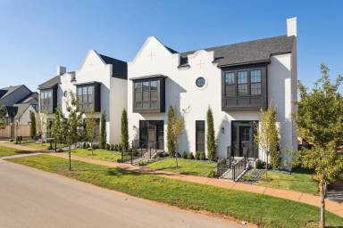 Main picture of 18829 Selah Way