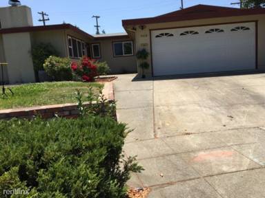 Main picture of 936 Planetree Pl