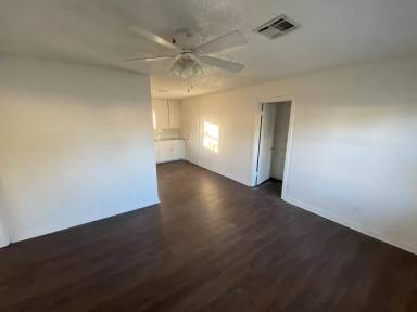 Main picture of 1121 Florence Dr