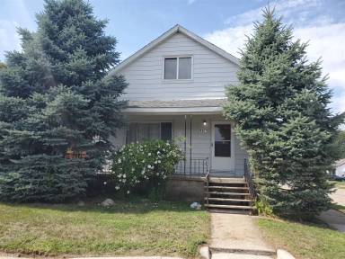 Main picture of 21471 Mac Arthur Blvd