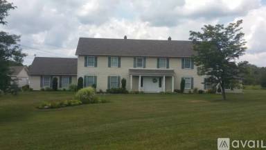 Main picture of 1240 Aurora Hudson Rd