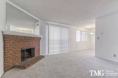 Main picture of 605 SE 121st Ave