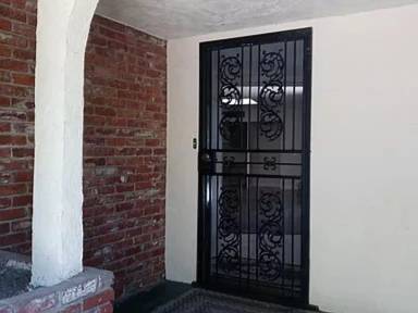 Main picture of 1448 E Gettysburg Ave