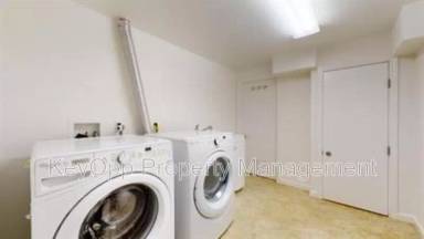 Main picture of 806 35th Ave
