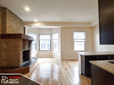 Main picture of 2519 N Lincoln Ave