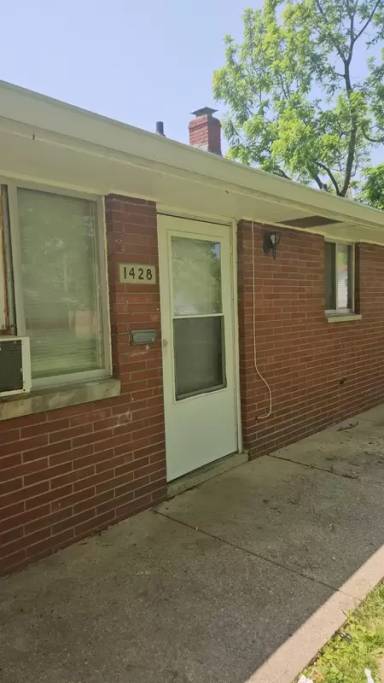 Main picture of 1428 Campbell Ave